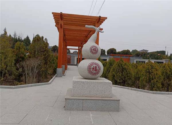 西安阎良汉皇树葬价格解析与性价比